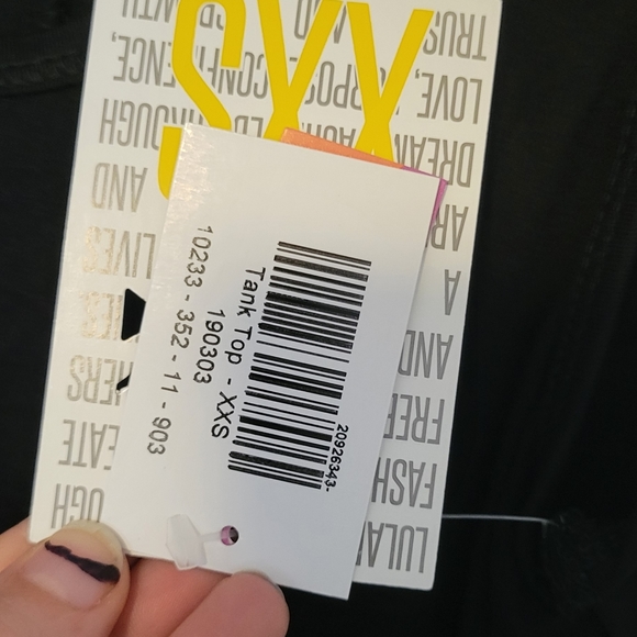 5/$25 Lularoe tank top - Picture 2 of 3